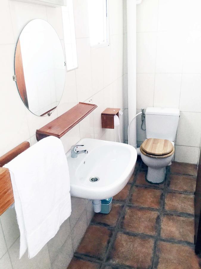 A L'Hotel Антананариву Екстериор снимка