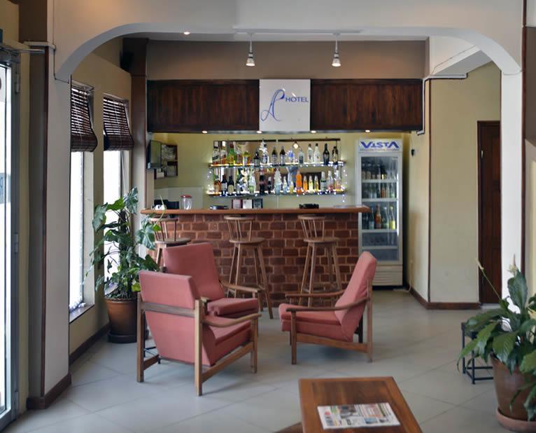 A L'Hotel Антананариву Екстериор снимка