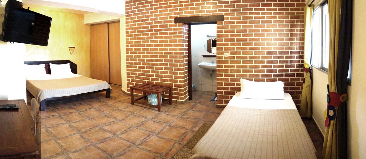 A L'Hotel Антананариву Екстериор снимка